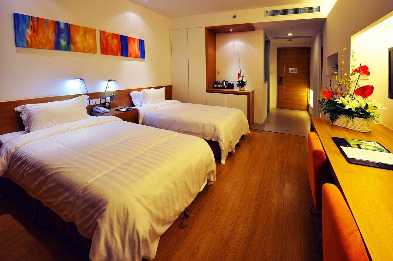 Wisdom Hotel Шанхай Экстерьер фото